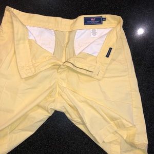 VINEYARD VINES CLUB SHORT SZ 34